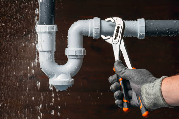 Professional Leak Detection technician working in Bellarthur, NC